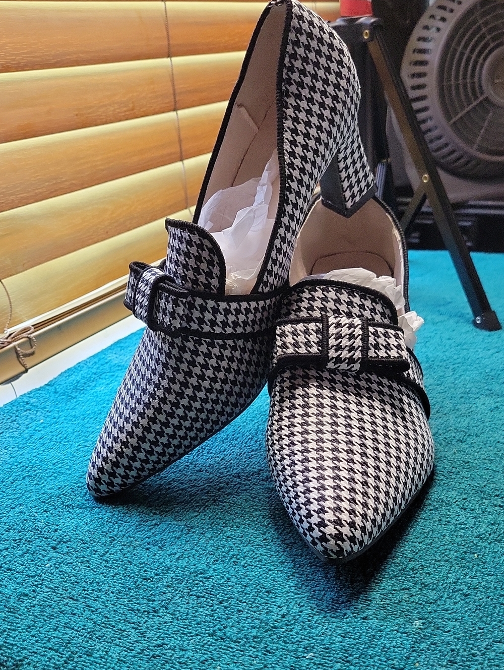 Women's Houndstooth Pointed Block Heel Loafers